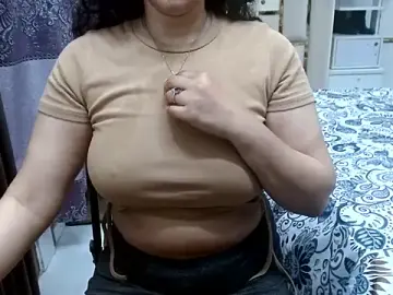 Stripchat Adult Webcam of Lovelywife786