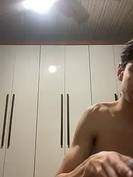Stripchat Watch Live Sex Cams of branquelopicudo777