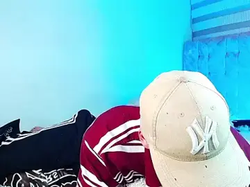 Stripchat Adult Webcams of _justinmoon2