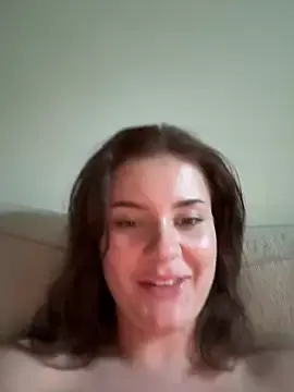 Stripchat Free Porn Cam of MaribelRiver