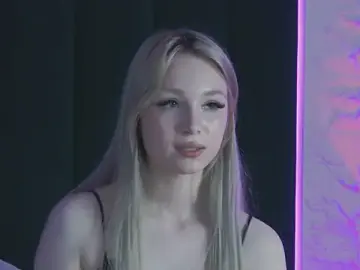 Stripchat Free Porn Cam of Shy_Barbie