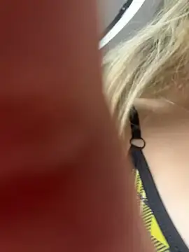 Stripchat Best Webcam of Cloee_Rainbow1