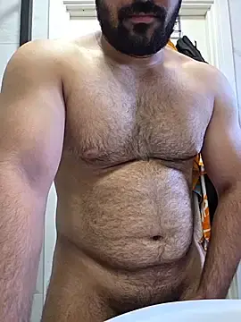 Stripchat Free Porn Cam of massivecumerr