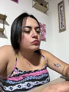 Stripchat Adult Webcams of Lesly_10-