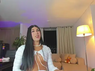 Stripchat Nude Webcam of Aleja_evangeline