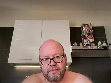 Stripchat Best Webcam of theitalianbear