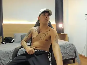 Stripchat Watch Live Sex Cams of Liam__fox