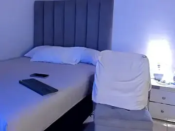 Stripchat Watch Live Sex Cams of ethan_brown_