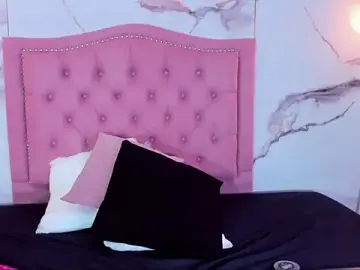 Stripchat Watch Live Sex Cams of Eva_MilfF