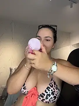 Stripchat Free Porn Cam of ava_blue