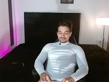 Stripchat Best Webcam of Ian_Daviz