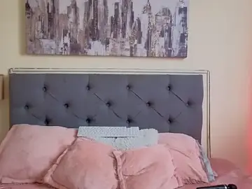 Stripchat Live Porn of emily_leinner