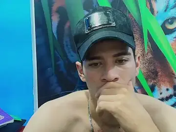 Stripchat Live Sex Cam of DEIBY_BABY