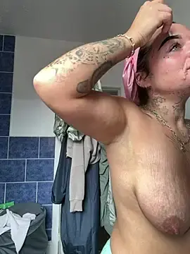 Stripchat Live Sex Cam of Darkfantisyx