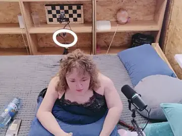 Stripchat Sex Cam of MiniNatalie