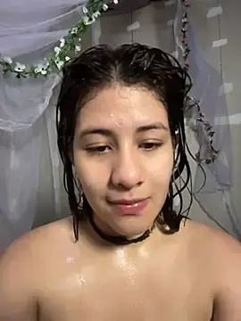 Stripchat Watch Live Sex Cams of luminova021