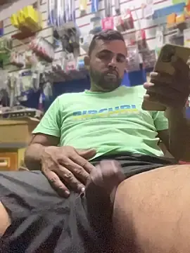 Stripchat Live Sex Cam of Sheik_z_o