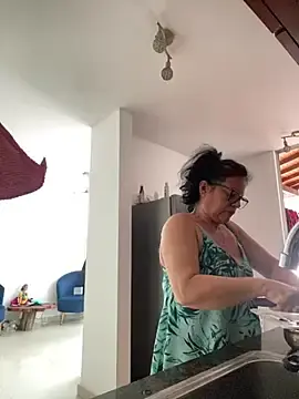 Stripchat Live Sex Cam of Sharongirl07
