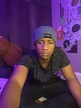Stripchat Live Sex of him_slutt