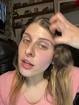Stripchat Free Porn Cam of FlorBich