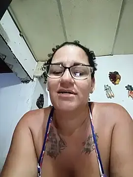 Stripchat Sex Chat of tugordita-hot