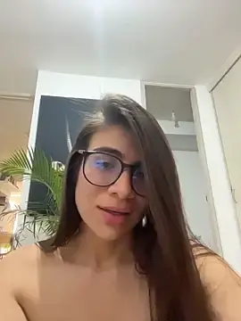 Stripchat Free Live Porn of MariaIsabella8