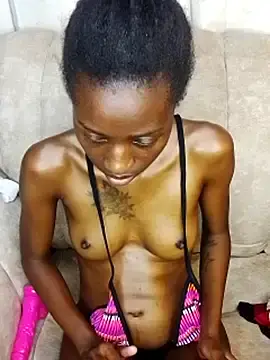 Stripchat Sex Cam of MyrahEbony