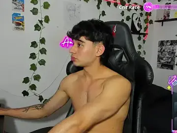Stripchat Sex Cam of Noah_milleer