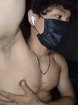 Stripchat Nude Webcam of roxiii_