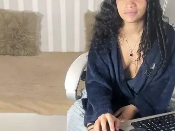 Stripchat Adult Webcam of LittleeStar