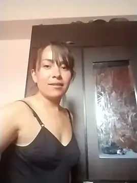 Stripchat Live Sex Cam of kattysmith_777