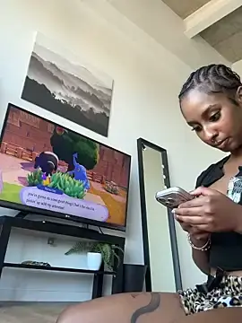 Stripchat Live Sex Cam of Your_Paris