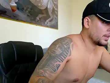 Stripchat Free Porn Cam of maximus888A