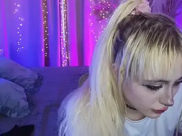 Stripchat Live Sex Cam of rraffaellka