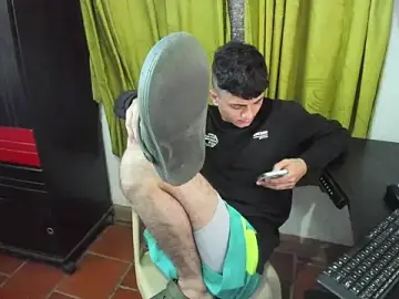 Stripchat Best Webcam of Waturox