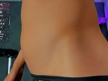 Stripchat Free Live Porn of _kitty_wuichis