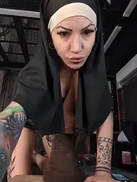 Stripchat Nude Webcam of DarkDea