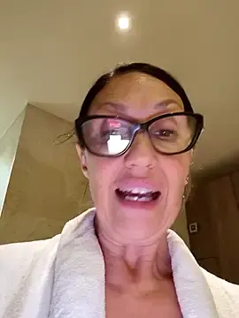 Stripchat Live Sex of JasmineNoir2