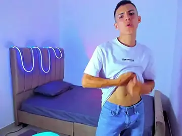 Stripchat Live Porn of Matiius18