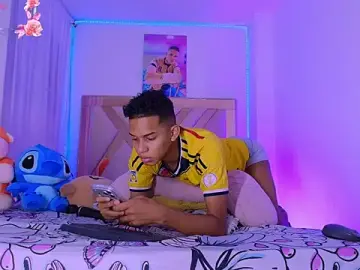Stripchat Live Sex Cam of dilan_alfonzo