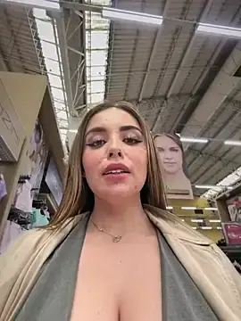 Stripchat Sex Chat of Alirawrz