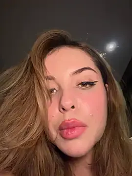 Stripchat Adult Webcams of Alirawrz