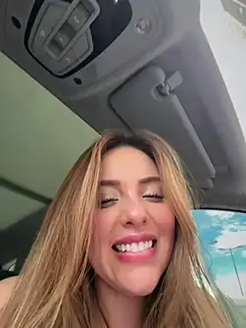 Stripchat Nude Webcam of Alirawrz