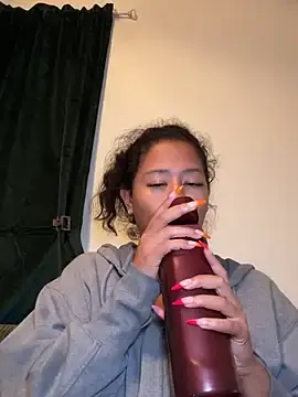 Stripchat Sex Cam of AshleyLoveee