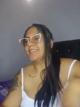 Stripchat Sex Cam of Iam_Ambar
