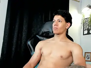 Stripchat Sex Chat of TonyPetrovjs