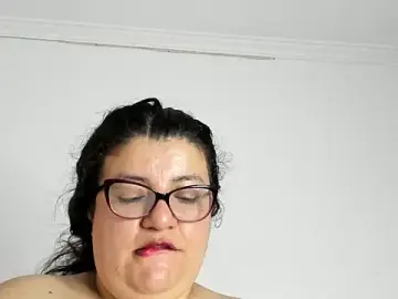 Stripchat Live Sex Cam of mystery_psique