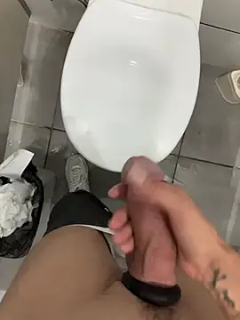 Stripchat Live Sex Cam of Turkishleo