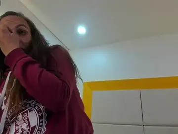 Stripchat Best live sex cam show of Helenn_Moore