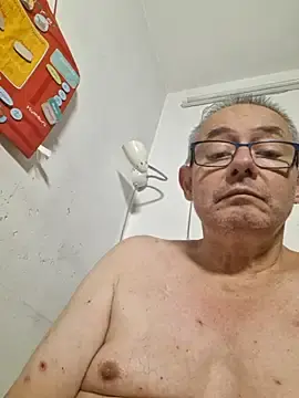 Stripchat Sex Cam of Marlon92700